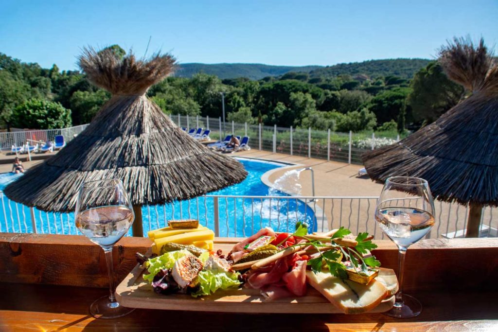 snack piscine