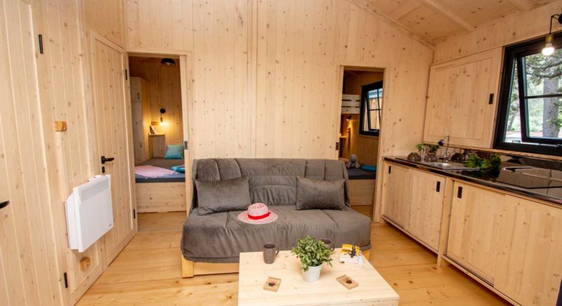 Oasis Village – Cottage 5-7 | Living room