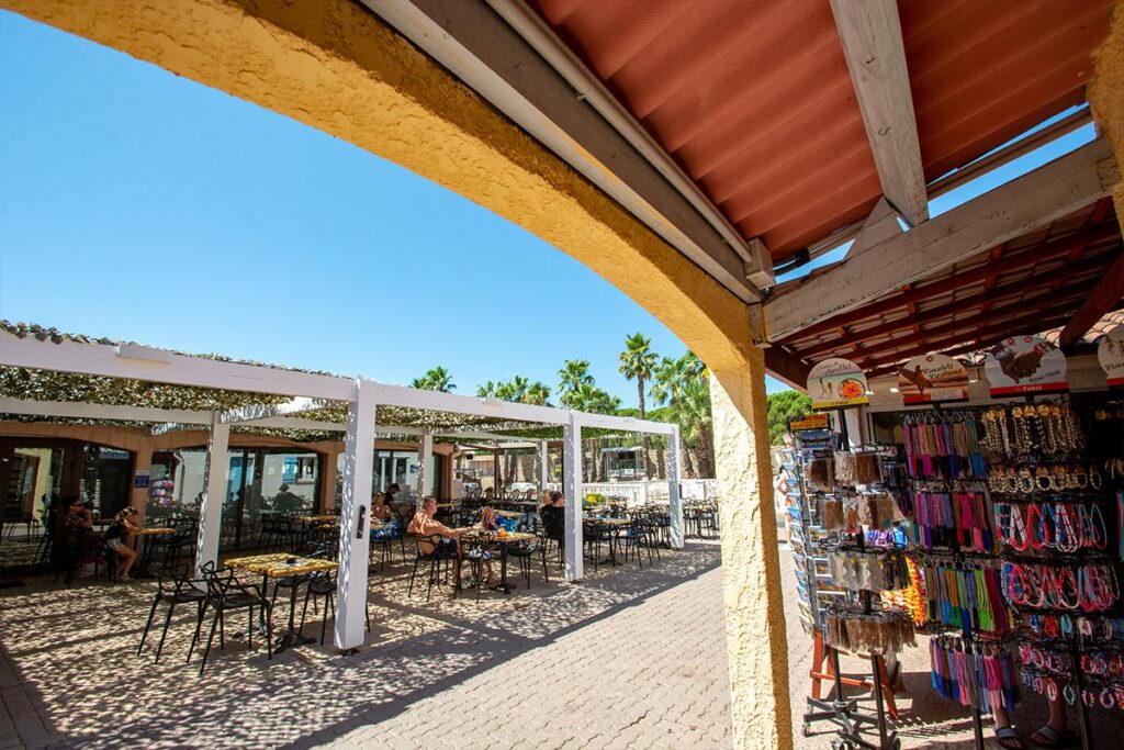 Oasis Village - Dorpsplein