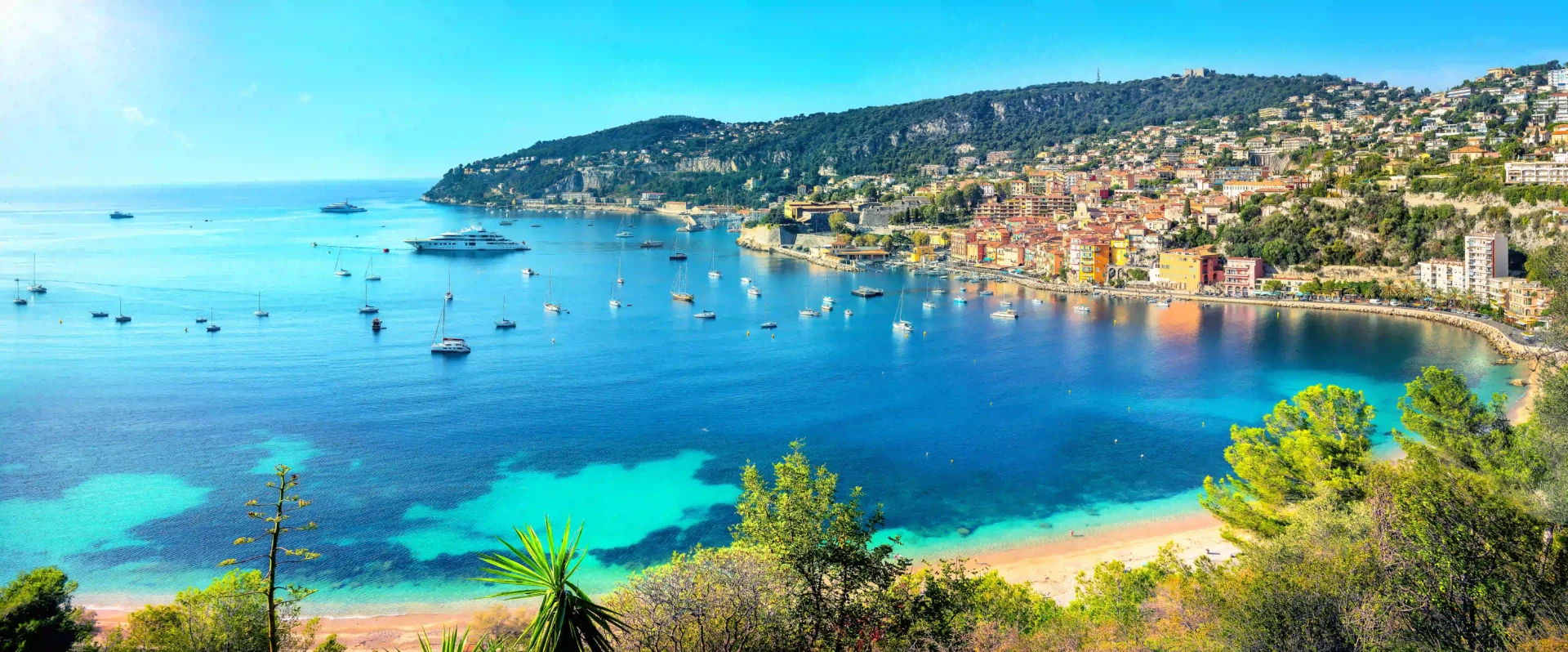 Camping pas cher en bord de mer sur la Côte d'Azur.