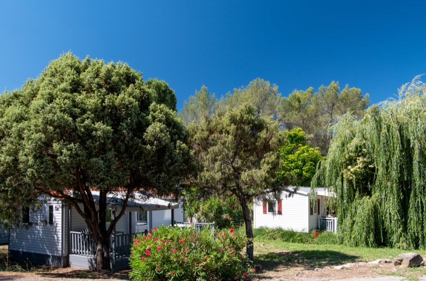 Mobilheime und Familienlodges im Oasis Village